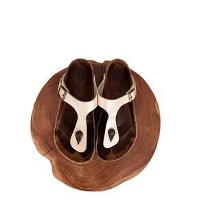 Birkenstock Women’s Glzeh Sandals.